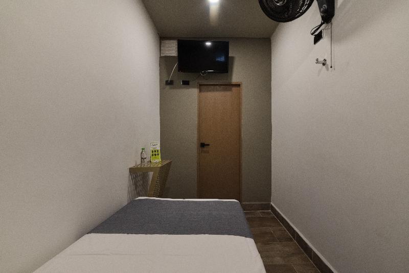 Hotel Prestige Медельїн Екстер'єр фото