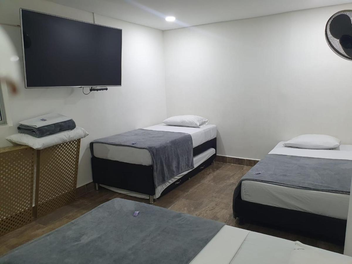 Hotel Prestige Медельїн Екстер'єр фото