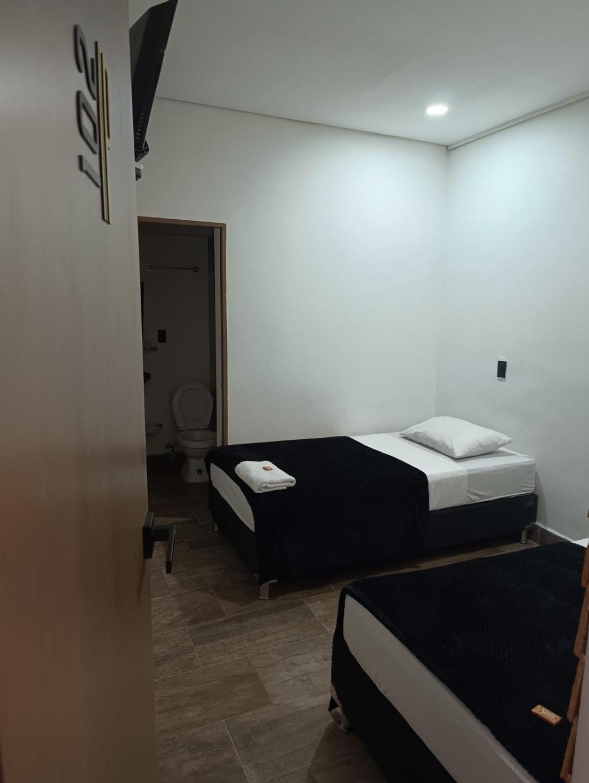 Hotel Prestige Медельїн Екстер'єр фото